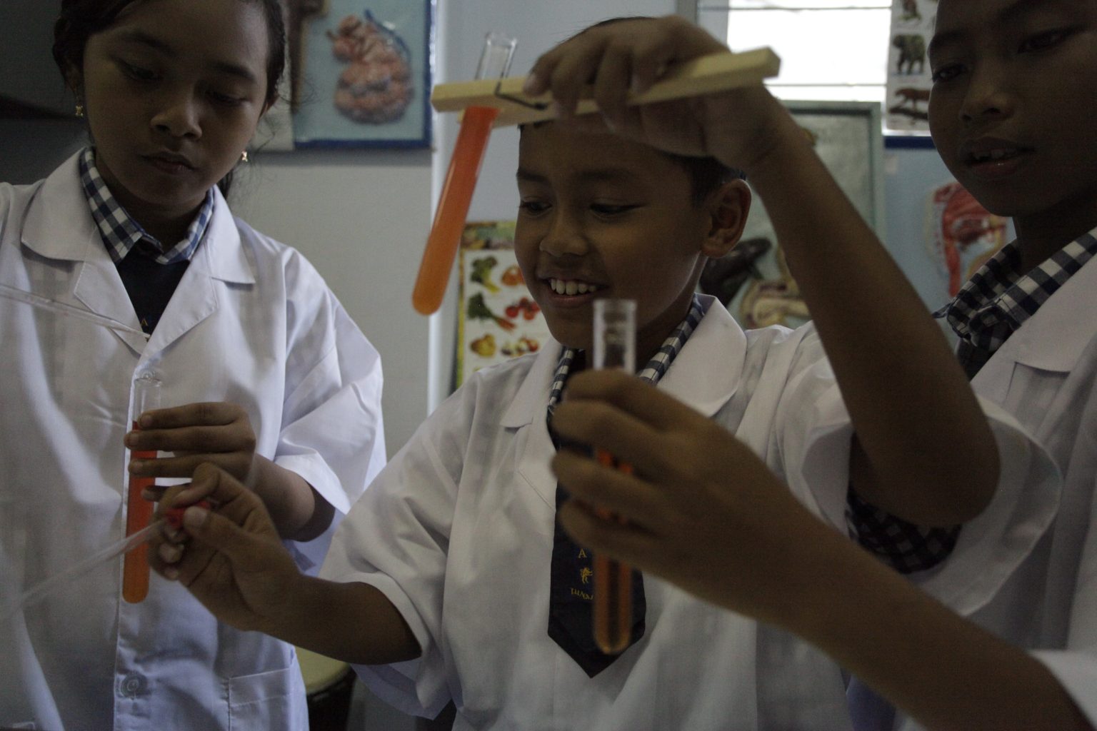 Lab Biologi – Tunas Daud